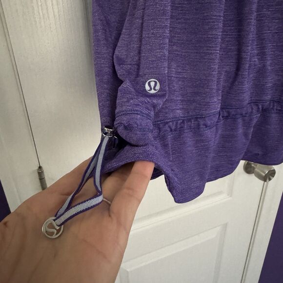 Lululemon Rest Less Tank Bra Top Bruised Berry Wee Stripe Purple Size 10 - Picture 4 of 9